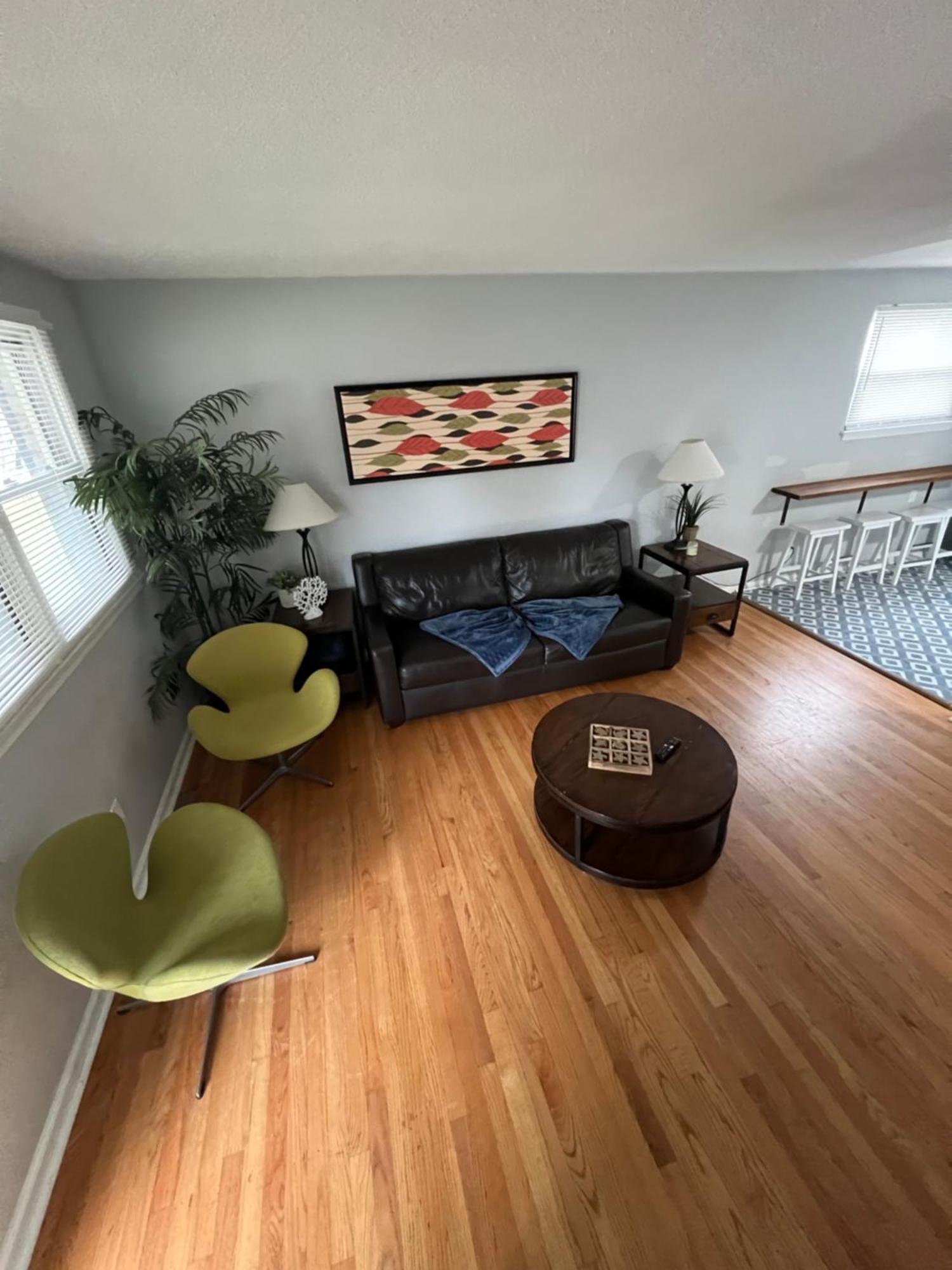 Ferienhaus Fantastic 3br Close To Botanical Gardens And Airport